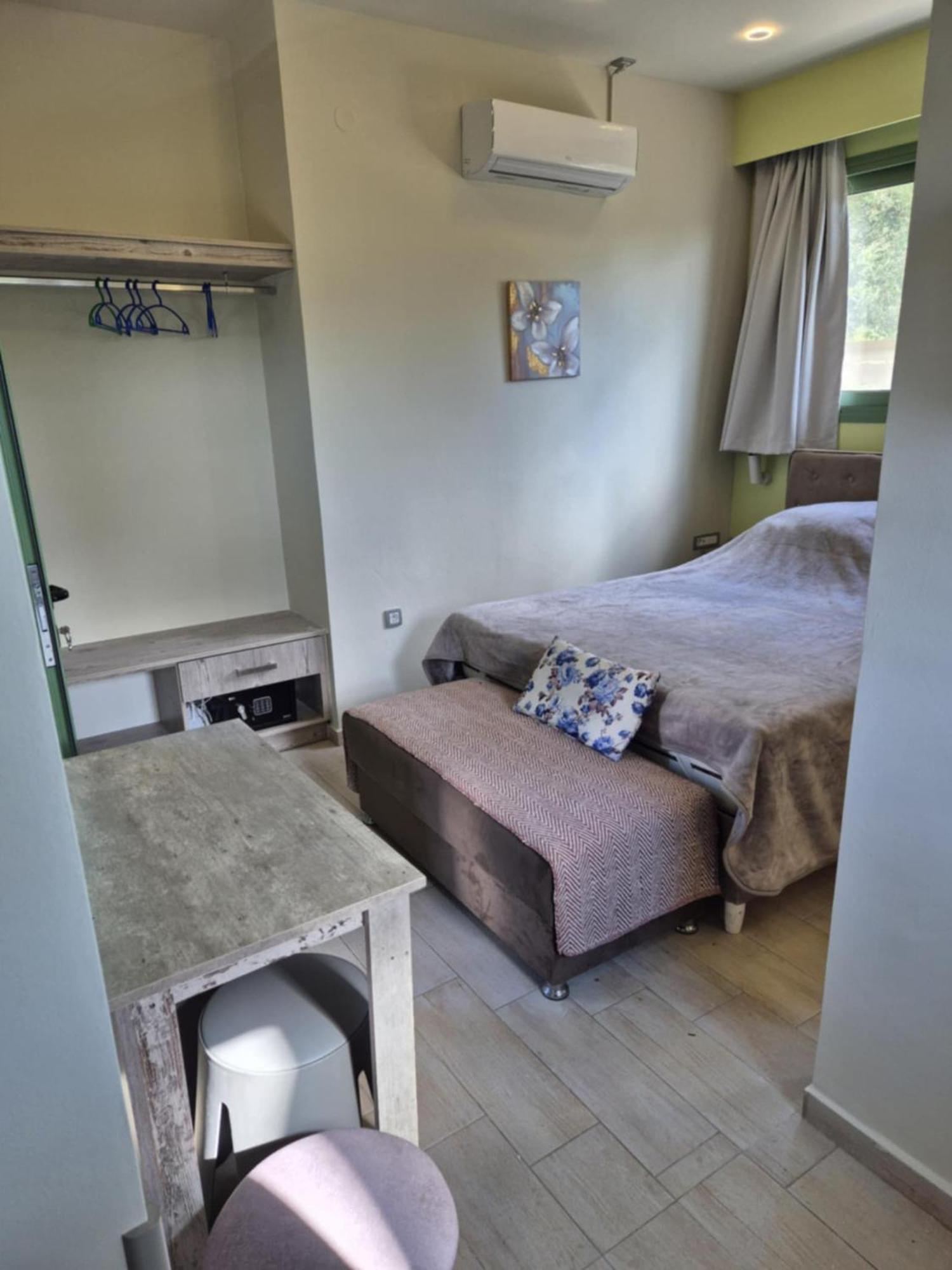 Tzogias Apartments Nonna Studio 拉瑟 外观 照片